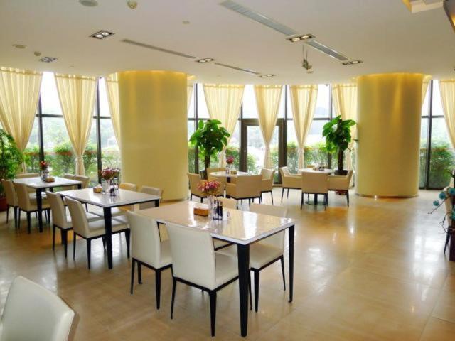 Jinjiang Inn Zhengzhou International Convention Center Csicseng Kültér fotó